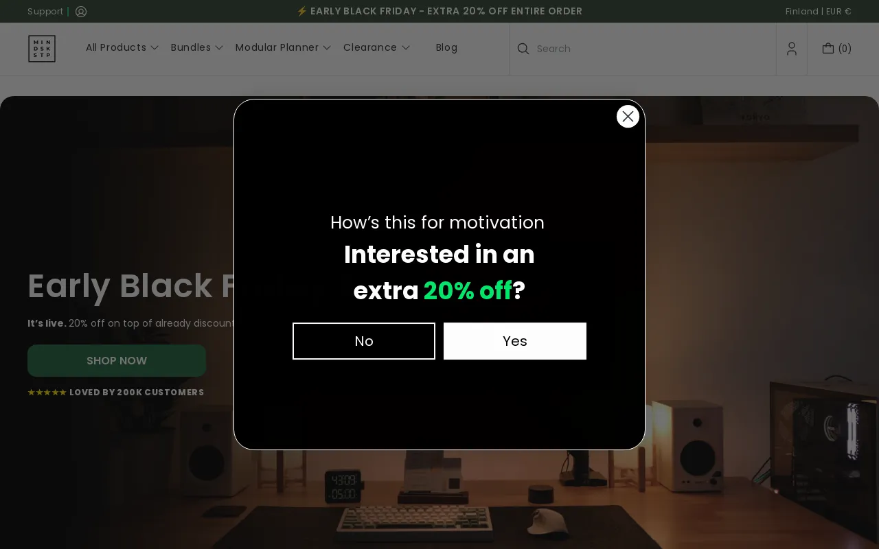 Minimal Desk Setups screenshot